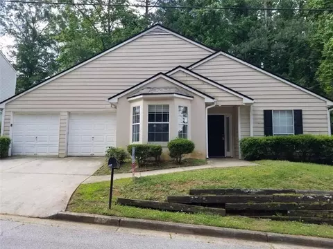 5953 Giles Rd, Lithonia, GA 30058