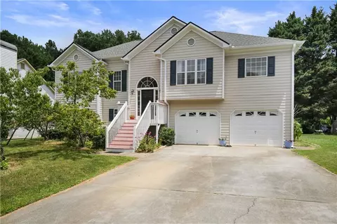 5954 Deer Springs Ln NW, Acworth, GA 30101