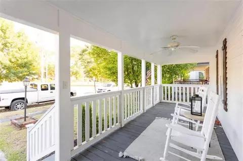 25 N Broad St, Porterdale, GA 30014 photo 2