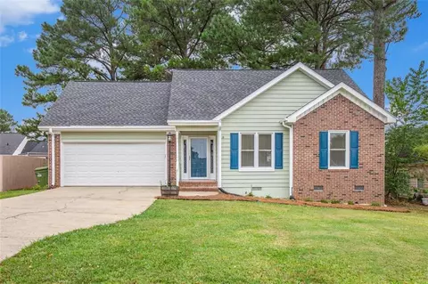 214 Stoney Brook Dr, Carrollton, GA 30116