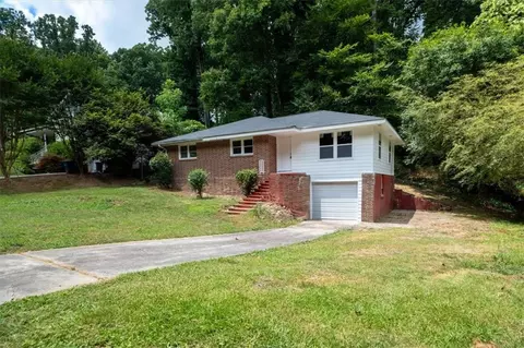 2725 S Clark Dr, Atlanta, GA 30344