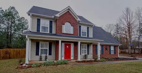 164 Dodgen Place Dr, Hampton, GA 30228