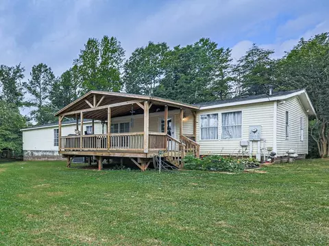 930 Dry Pond Ln, Canton, GA 30114