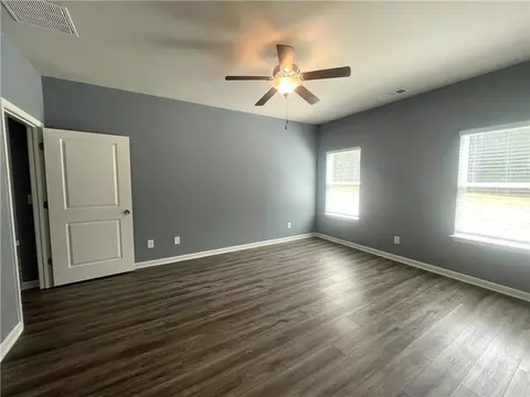 155 Loudoun Dr, Covington, GA 30014 photo 4