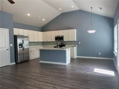 155 Loudoun Dr, Covington, GA 30014 photo 2