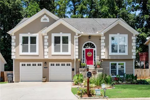 2735 Harper Ferry Dr, Lawrenceville, GA 30044