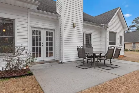 170 Hampton Shores Dr, Hampton, GA 30228 photo 2