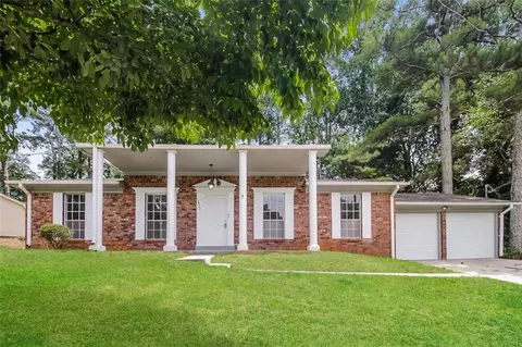 5873 Poplin Ct, Lithonia, GA 30058