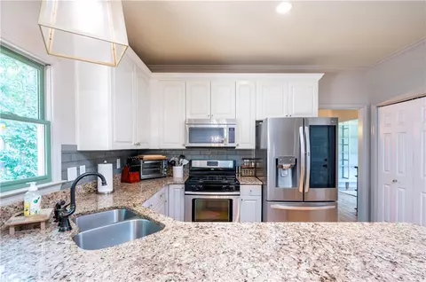 3435 Chartwell Rdg, Suwanee, GA 30024 photo 9