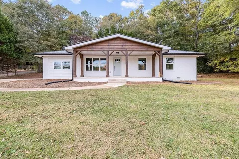712 Lynn Ave, Jefferson, GA 30549