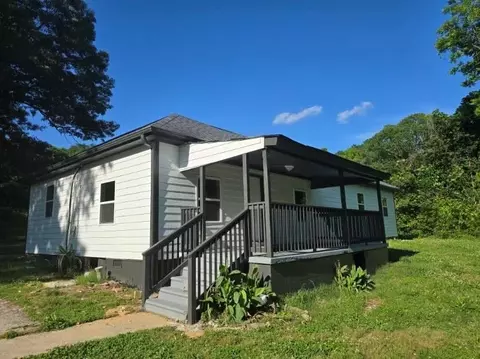 269 W Hightower Trl, Conyers, GA 30012