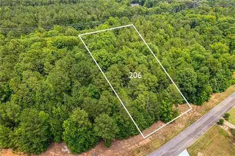 206 Crescent Dr, Forsyth, GA 31029 photo 3