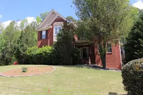1404 Hada Ln, Lawrenceville, GA 30043