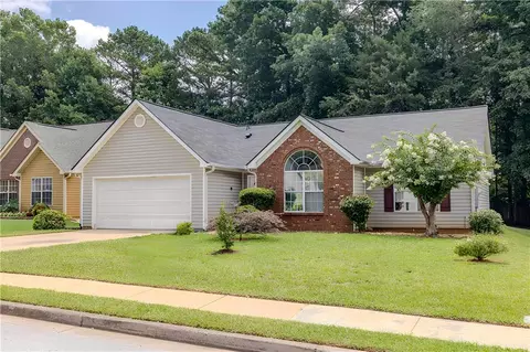 334 Shadetree Ln, Lawrenceville, GA 30044