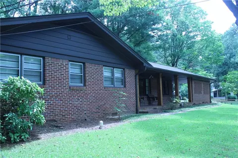 3059 Silvapine Trl NE, Atlanta, GA 30345