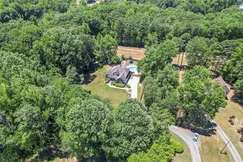 1957 S County Line Rd, Lithia Springs, GA 30122