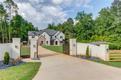 4145 Thompson Mill Rd, Buford, GA 30519
