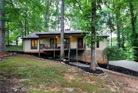 3340 Sherrod Dr SW, Marietta, GA 30060