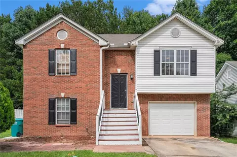 2104 Oakland Spring Dr, Snellville, GA 30039
