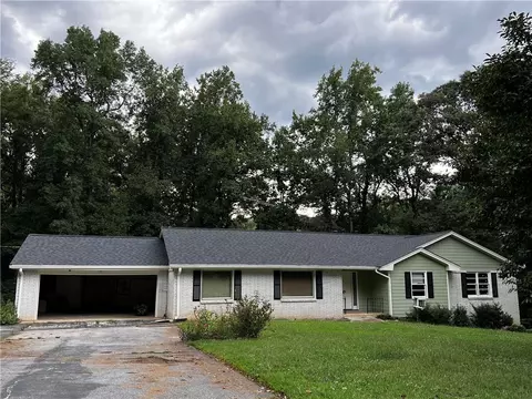 1487 Ridgewood Dr SW, Lilburn, GA 30047