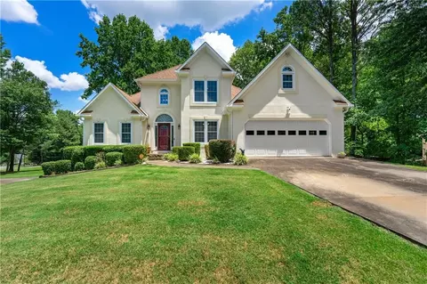8015 Wynfield Dr, Cumming, GA 30040