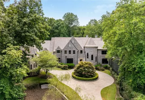 4660 Jett Rd, Atlanta, GA 30327