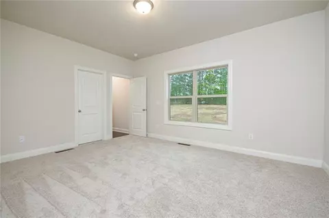 250 Basie Loop, Fairburn, GA 30213 photo 15