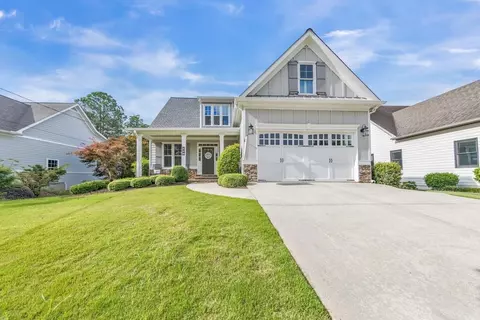 808 Sylvan Dr, Marietta, GA 30066