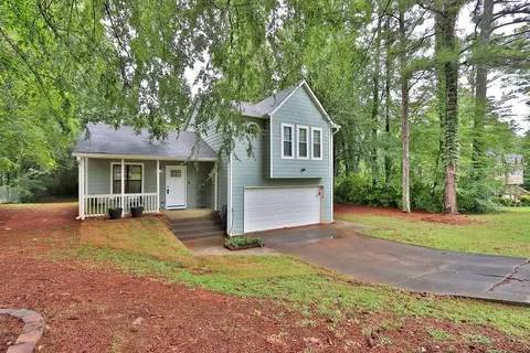 2458 Shamrock Way, Lawrenceville, GA 30044