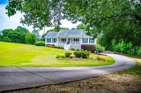 74 Charlotte Pl, Hiram, GA 30141