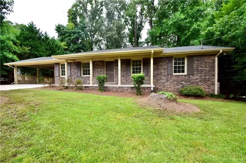 761 Oak Rd, Lawrenceville, GA 30044