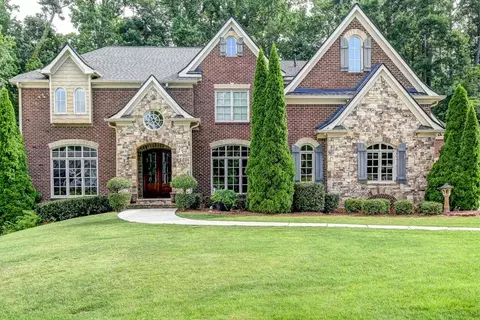 1986 N Akin Dr, Atlanta, GA 30345