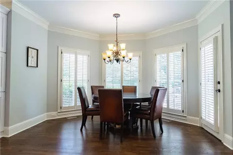 5840 Ettington Dr, Suwanee, GA 30024 photo 4