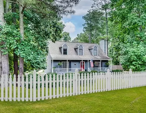 5454 Springfield Ct, Peachtree Corners, GA 30092