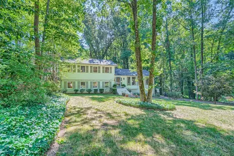 2192 Brookfield Dr, Lawrenceville, GA 30043