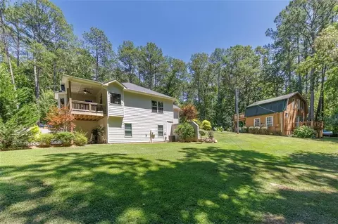 Exterior - 870 Harvey Fields Dr, Canton, GA 30114 photo 5 of 17