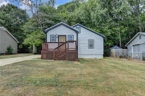 395 N Chestnut St, Lawrenceville, GA 30046