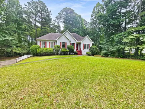 415 Lora Smith Rd, Newnan, GA 30265