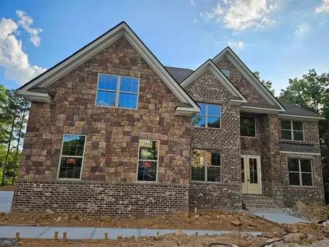 5610 Livesage Dr, Atlanta, GA 30349