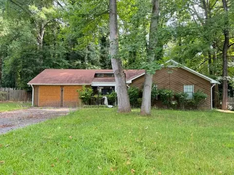 445 Independence Dr, Jonesboro, GA 30238