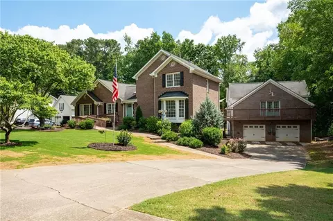 591 Leah Dr, Powder Springs, GA 30127