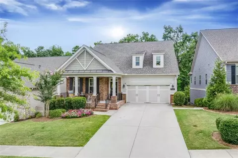 7030 Boathouse Way, Flowery Branch, GA 30542
