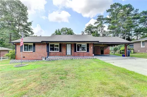 436 Lockridge Ln, Lawrenceville, GA 30046