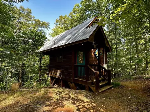 117 Cinnamon Ln, Blue Ridge, GA 30513