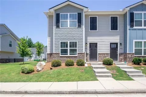 4435 Pinscher St, Union City, GA 30291