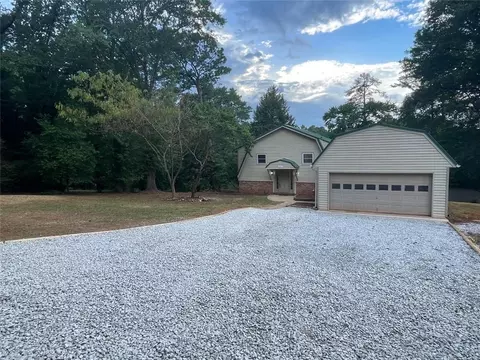 371 Oak Hill Rd, Covington, GA 30016