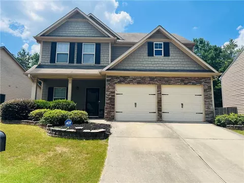 166 Village Park Dr, Newnan, GA 30265