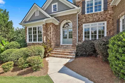 Exterior - 235 Maple Shade Dr, Tyrone, GA 30290 photo 3 of 26