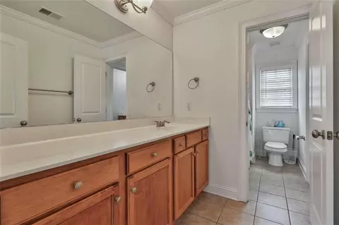 Bath - 235 Maple Shade Dr, Tyrone, GA 30290 photo 5 of 8