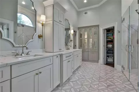 Bath - 235 Maple Shade Dr, Tyrone, GA 30290 photo 1 of 8